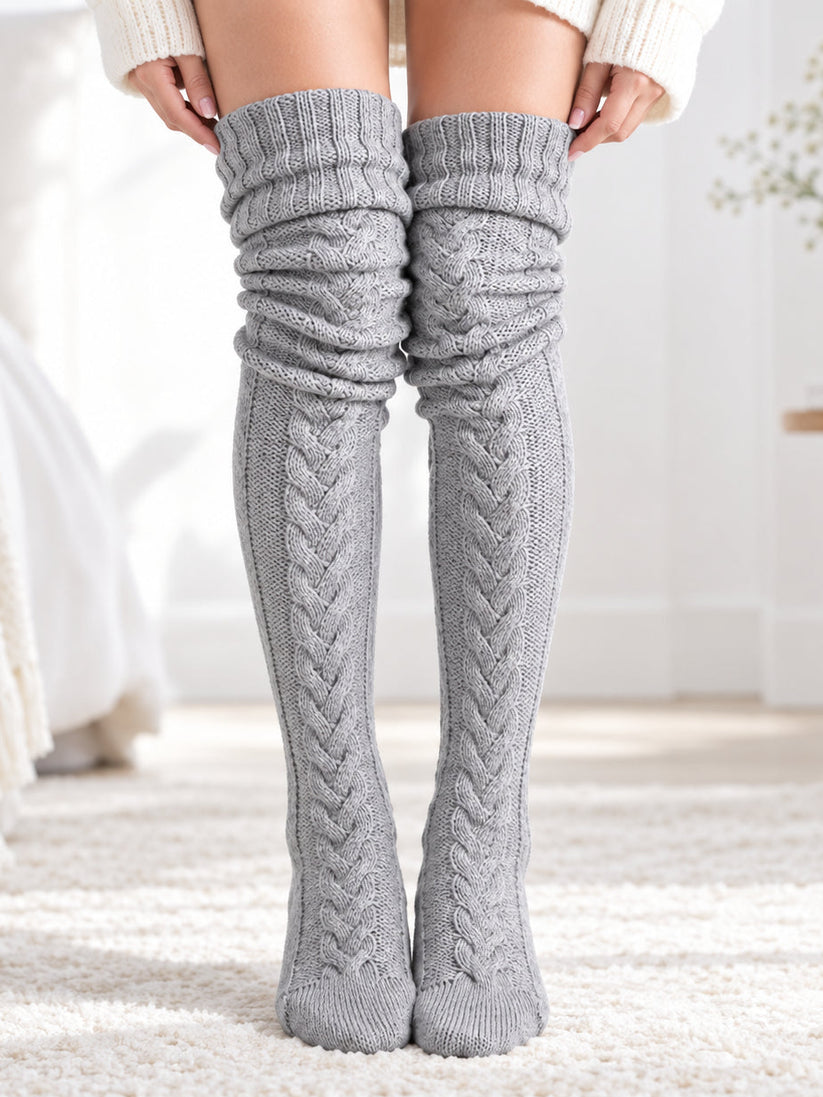Women's Cable Knit Knee-High Socks